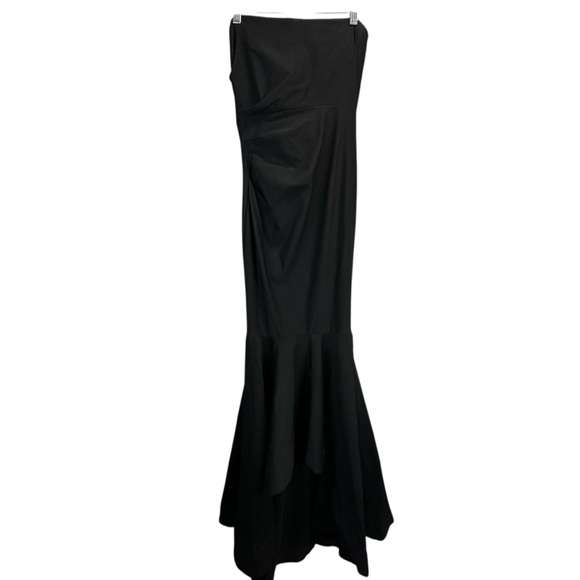 Michael Costello x REVOLVE Anyssa Gown in Black - Picture 4 of 9
